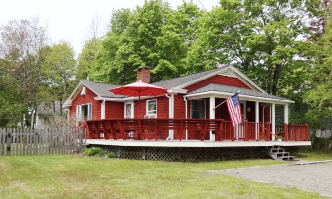 Bar Harbor Cottage | Shannon Cottage: In-Town Bar Harbor - 5 min walk to Village Green