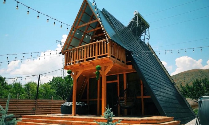 Vayots Dzor Province House | Shatin Resort