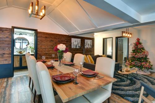 Riviere-Rouge Ski Chalet | Sheldon Cottage in Laurentides Quebec