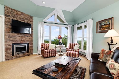 Nellysford House | Shenandoah Ridge 05 with Wintergreen Advantage