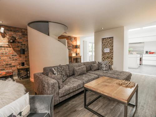 Moffat House | Shepherdess Cottage