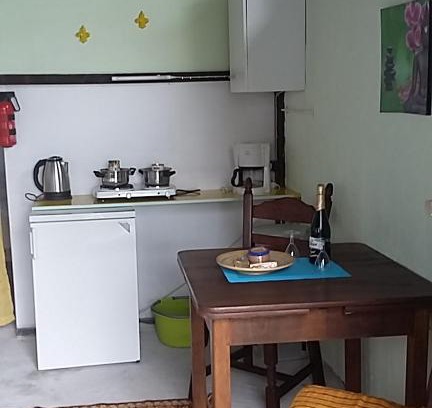 Euscheid House | shepherds cottage