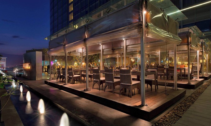Rajajinagar Hotel | Sheraton Grand Bangalore Hotel at Brigade Gateway
