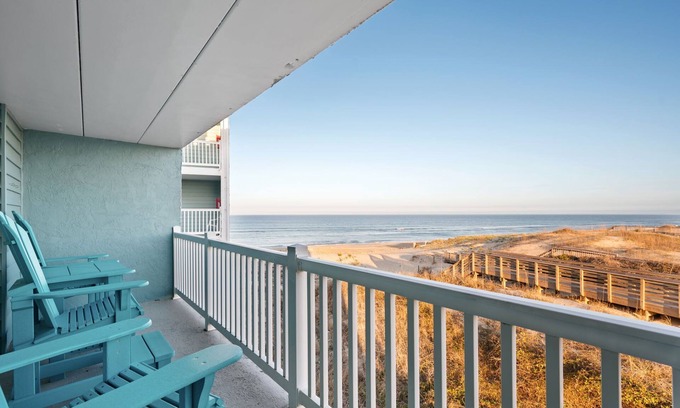 South Nags Head Condo | Shore Havin' Fun! Pup-friendly PierView Condo with Incredible Views!