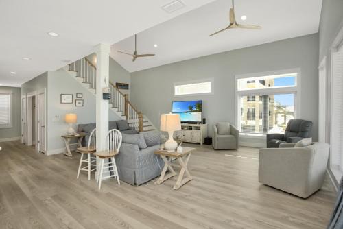 Mexico Beach House | Shore Looks Good by Pristine Properties Vacation Rentals