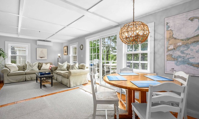 West Chatham Cottage | Short walk to beach, A/C, pets okay, large yard