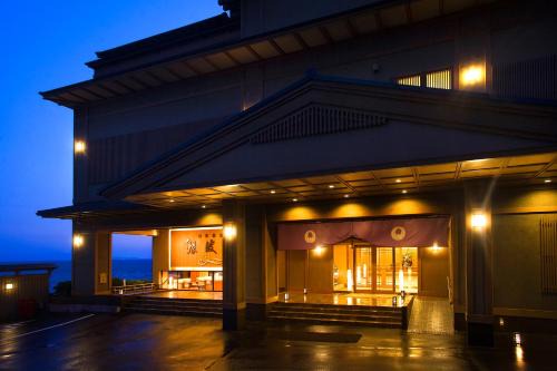 Nishiuracho Hotel | Shunkeiroman Ginpaso