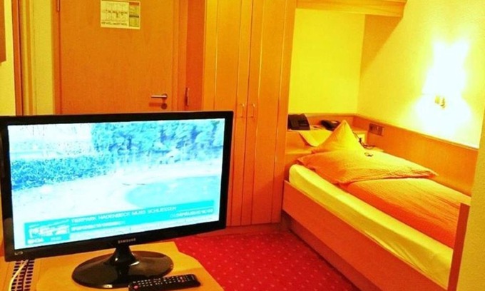 Wachenheim an der Weinstrasse House | Single Room - Hotel-Restaurant-Café Goldbächel