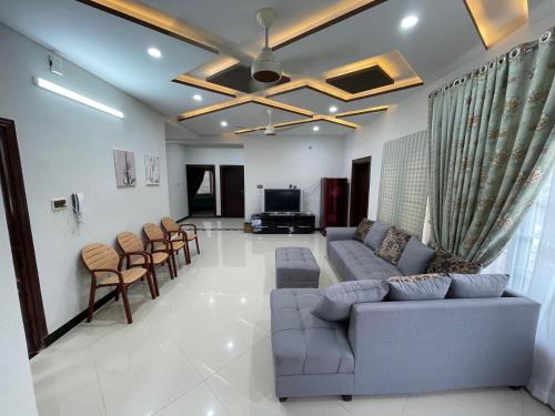 Abbottabad House | Silent Hillside Stay 4 Families