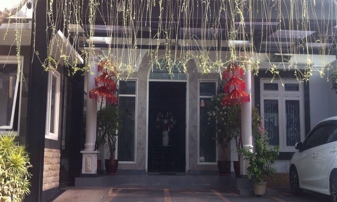 Sari Harjo House | Simple and Friendly.