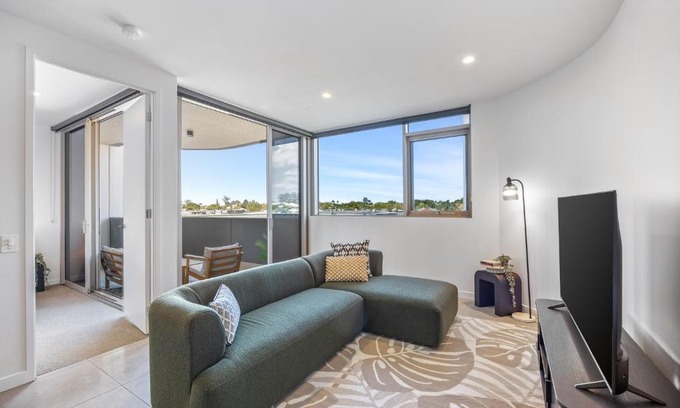 East Brisbane Apartment | Sinclair Apartments - Free Secure Parking