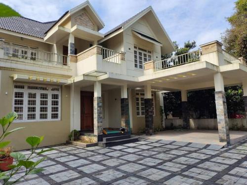Kalady House | Sindhooram Holiday Home