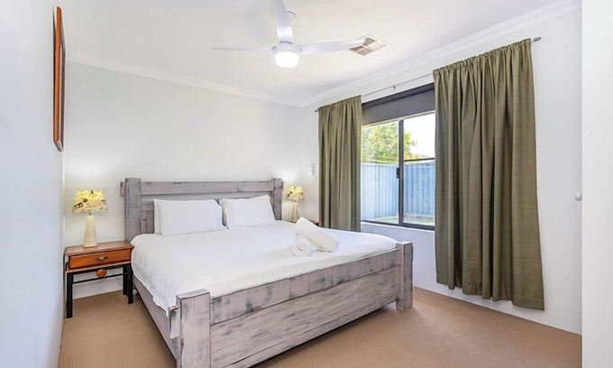 Singleton House | Singleton Impressions - Executive Escapes