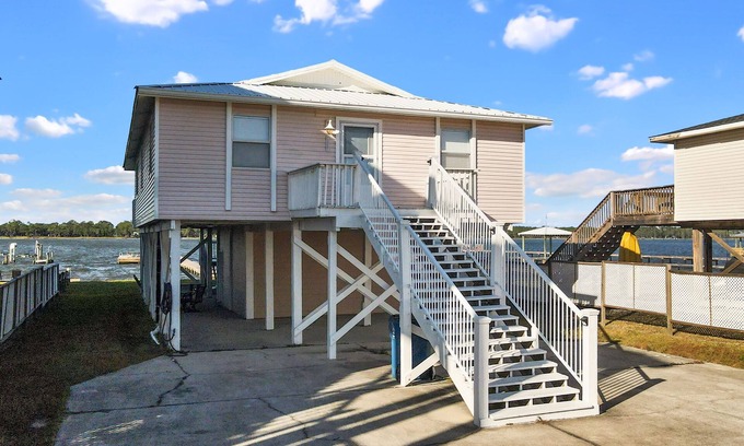 Gulf Shores House | Sit Back and Enjoy the View from the Bay Front Deck!
