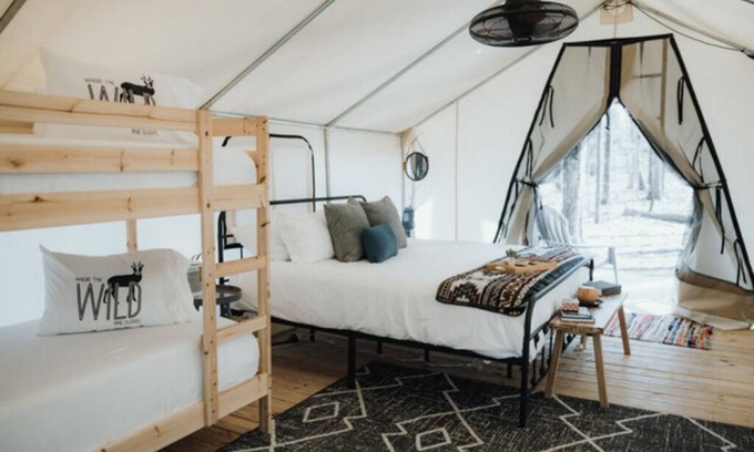 Brownsboro RV Rental | Site #42 Deluxe Safari