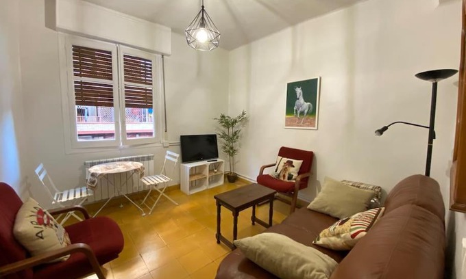 Logrono Apartment | Six wine lovers in Logroño