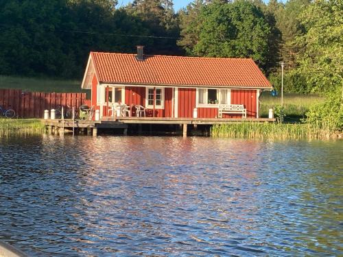 Soderkoping Cabin | Sjöstugan