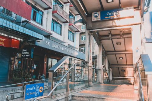 Maha Phruttharam Hotel | SK Boutique Mahanakhon
