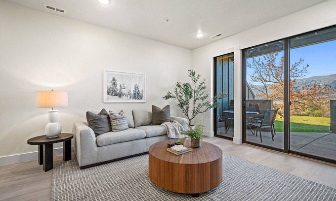 Wolf Creek Condo | Ski & Greens Haven Pt A107|Mtn Views |Golf |Firepit