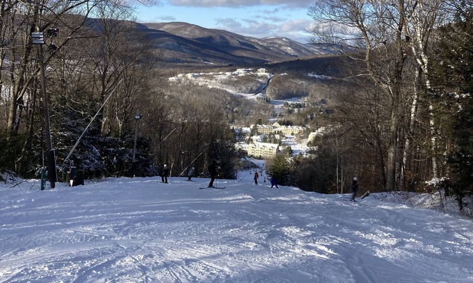 Hancock Condo | Ski on ski off 1 Br loft condo in the village center with private gated parking