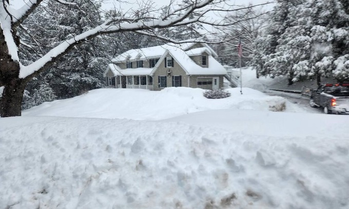 Rumford House | Skiing, snowshoeing, snowmobile/ATV trails, hunting, hiking and kayaking