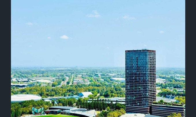 Sydney Olympic Park Apartment | Skyline View 1BR @ Olympic Park | Balcony + Parking