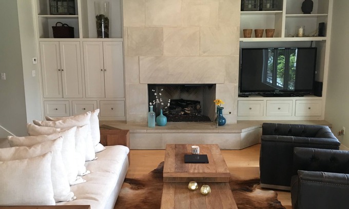Barton Heights House | Skyline Views + Steps to Austin’s Best Dining