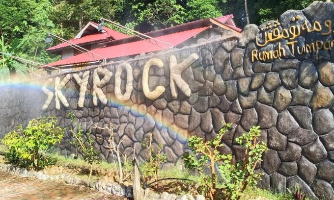 Jeram Takar House | SKYROCK VILLA