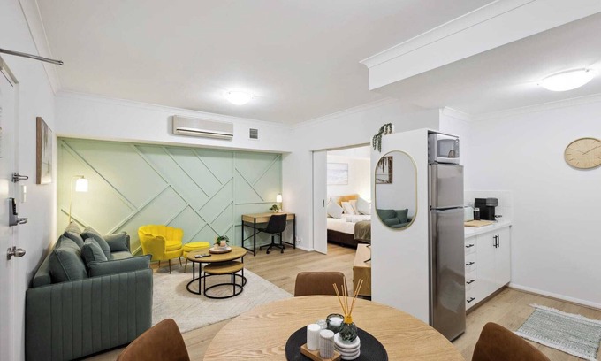 Northbridge Apartment | Sleek Northbridge Getaway