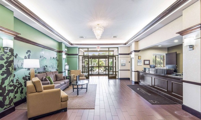 Smithfield Hotel | Sleep Inn & Suites Smithfield near I-95