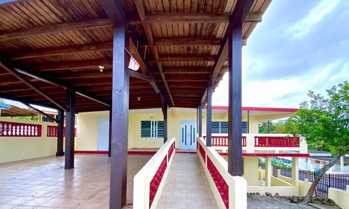 Hato Nuevo House | SLEEPS 12! CLOSE TO BEACHES/RESTAURANTS/ATTRACT
