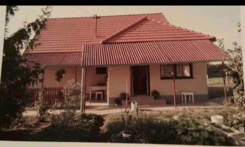 Matyasdomb House | Sleeps 7 - FamilyFriendly - CloseToLakeBalaton
