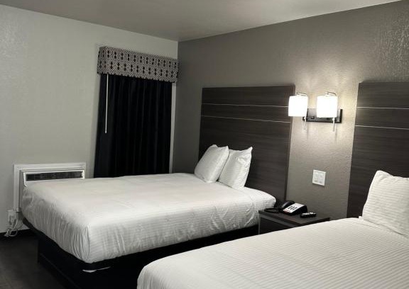 Wagoner Hotel | Sleepy Traveler Motel