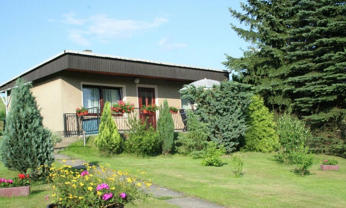 Mittelndorf House | Small holiday home with large garden near the Czech border
