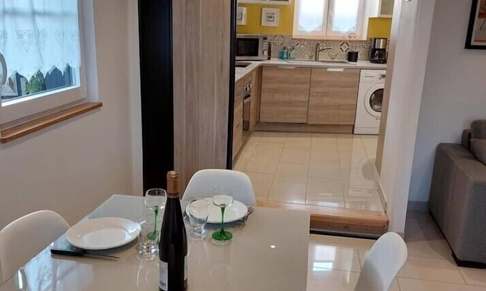 Sundhouse Cottage | Small traditional Alsatian house