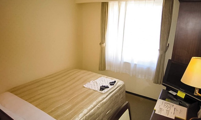 Ichihara Hotel | Smoking Room only double room Perfect for busin/Ichihara Chiba