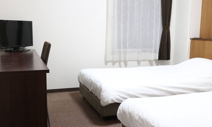 Sakai Ward Hotel | Smoking Twin room Standard plan With break/Sakai Ōsaka