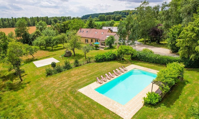Saint-Bomer Villa | So Villa Terres Douces (28) - Heated pool - Basketball - 1h30 Paris - 30p.