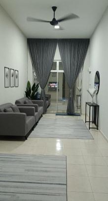 Kampung Bukit Rangin House | Sofia's Homestay - For MusLiiM
