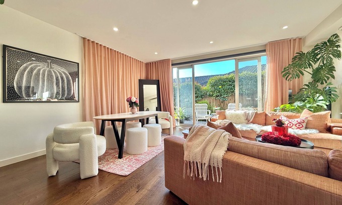 Camberwell House | Soft Modern Glamour in the Heart of Camberwell