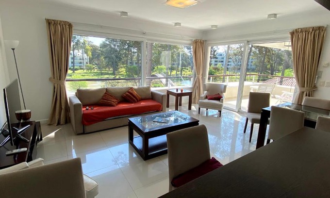 Solanas Apartment | Solanas Green Park Apartamento Penthouse 2 Pisos, Vista al lago en Esquina