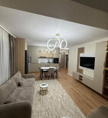 Ramnicu Valcea Apartment | Sole Central Apartment