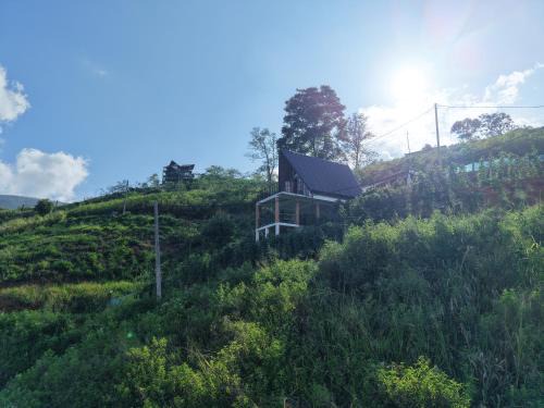 Lindula Other | Solitary Green Cabins