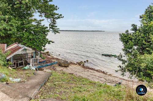 Loon House | Sondol Beach House