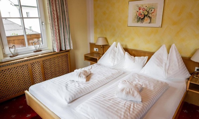 Hintersee Bed & Breakfast | SONNBERG with rich breakfast buffet - DAS Hintersee