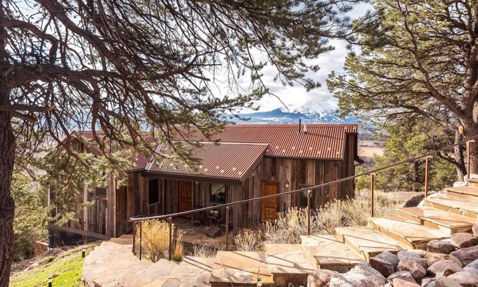Carbondale House | Sopris Sundeck | Deck Life Meets Sopris Sunsets