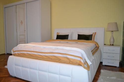 Center Apartment | Sorin Up Town