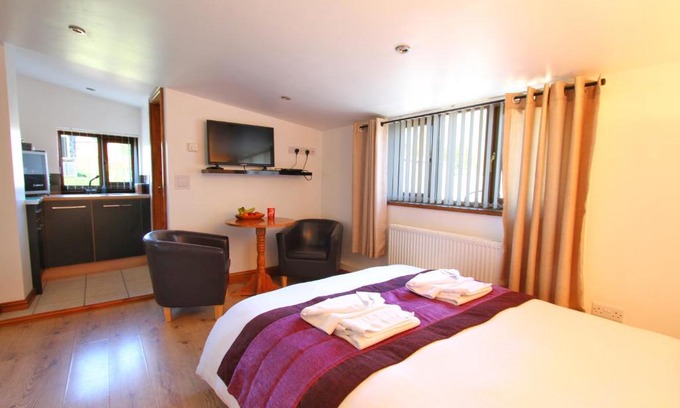 Talgarth Bed & Breakfast | Sound of the River