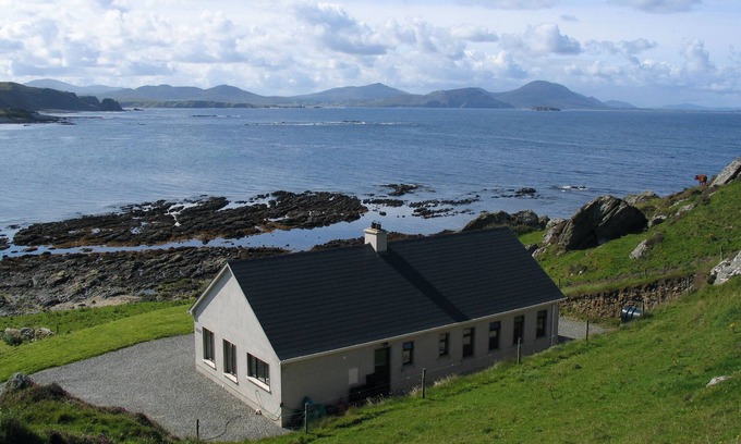 Malin House | South facing, 3-bed house in tranquil Malin Head with stunning sea views. WiFi