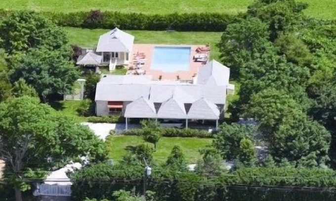 Water Mill House | South of Hwy Dream! Walk to Duck Walk Vineyard, Parrish Art Museum, and Lunch!